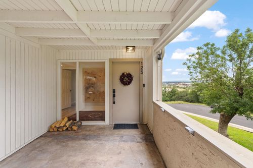 307 Poker Chip, Horseshoe Bay, TX, 78657-6083 | Card Image