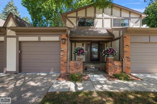 1995 Streamwood Drive, Rochester Hills, MI, 48309 | Card Image