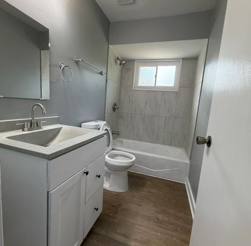 17226 Community St, Lansing, IL, 60438-1340 | Card Image
