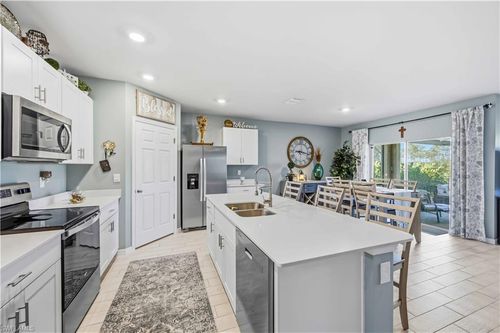 20352 Camino Torcido Loop, North Fort Myers, FL, 33917-8152 | Card Image