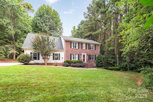 7025 Ridgeway Rd, Stanley, NC, 28164-9754 | Card Image