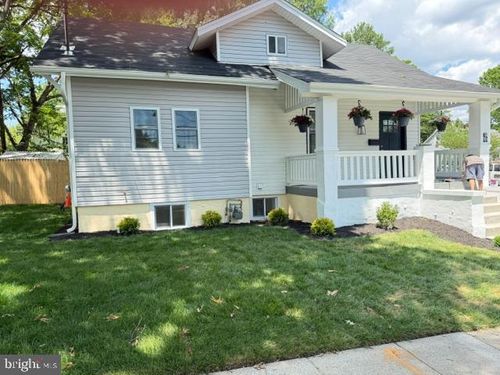 1004 Shepherd St Ne, WASHINGTON, DC, 20017-1813 | Card Image