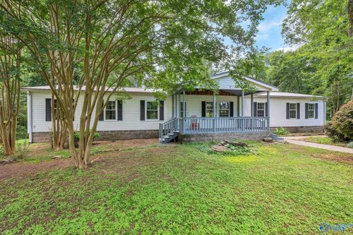 173 Brock Chapel Rd, Union Grove, AL, 35175-9174 | Card Image