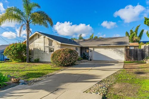 926 Nolbey St, Cardiff by the Sea, CA, 92007-1115 | Card Image