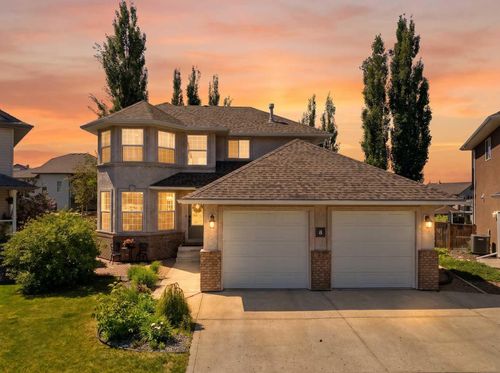 8 Fir Close, Sylvan Lake, AB, T4S2H9 | Card Image
