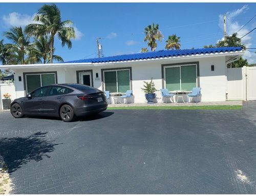 3760 Ne 16th Ave, Oakland Park, FL, 33334-5468 | Card Image