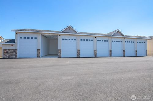 f-33-9967 Road W.8 Nw, Quincy, WA, 98848-8904 | Card Image