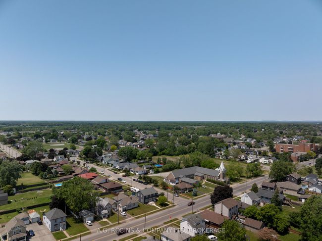 52 Charles St, House other with 4 bedrooms, 2 bathrooms and 3 parking in Port Colborne ON | Image 24
