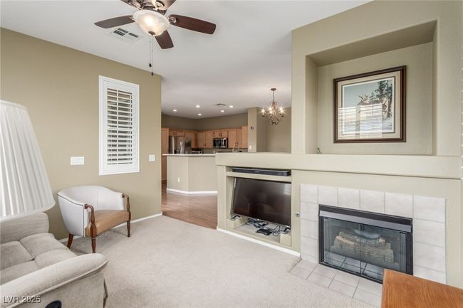 UNIT-202 - 10191 Deerfield Beach Ave, Condo with 3 bedrooms, 2 bathrooms and null parking in Las Vegas NV | Image 19