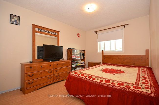 42 Saddle Cres, House other with 3 bedrooms, 4 bathrooms and 2 parking in Ottawa ON | Image 24