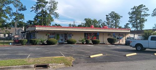 200 N Saint Augustine Rd, Valdosta, GA, 31601-5284 | Card Image