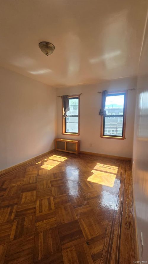 8812 86th Street, New York, NY, 11421 | Card Image