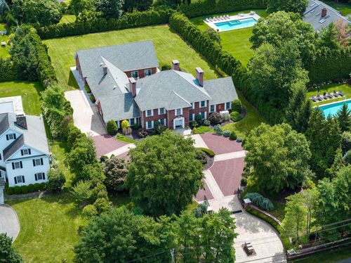109 Mamaroneck Rd, Scarsdale, NY, 10583-4532 | Card Image