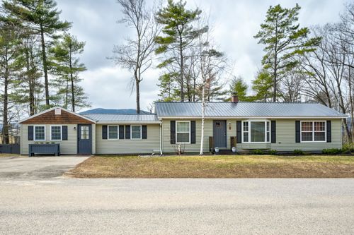 8 Champney Rd, North Conway, NH, 03860-5412 | Card Image