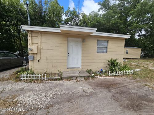 10502 Wooster Drive, JACKSONVILLE, FL, 32218 | Card Image