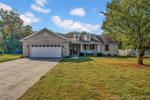 2151 Dogwood Trl, Seymour, IN, 47274-3410 | Card Image