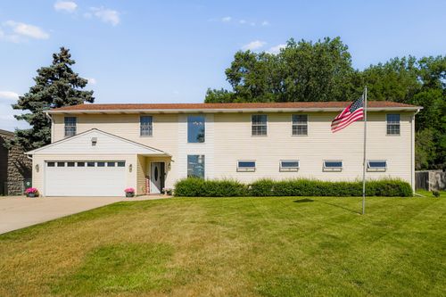 7334 Maridon Rd, Countryside, IL, 60525-5035 | Card Image