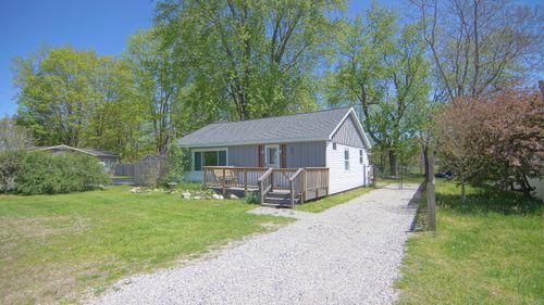 205 Marion Ave, Hartford, MI, 49057-1062 | Card Image