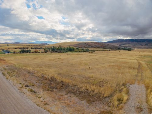 6550 N Country Estates Ln, Malad City, ID, 83252-4717 | Card Image