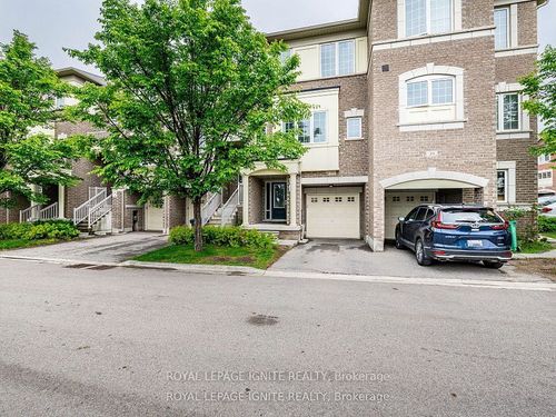 37 Aspen Hills Rd, Brampton, ON, L6Y6E4 | Card Image