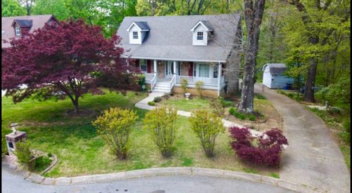 1030 Foxmoor Dr, Clarksville, TN, 37042-5463 | Card Image