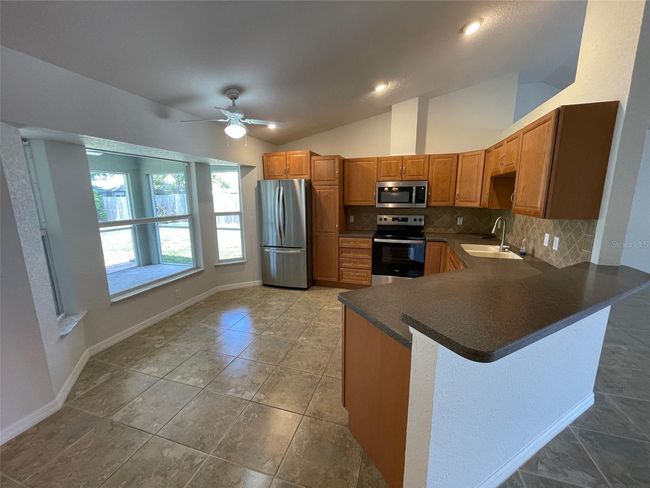 2443 Lake View Blvd, House other with 3 bedrooms, 2 bathrooms and null parking in PORT CHARLOTTE FL | Image 8