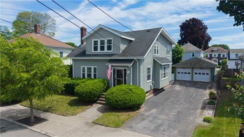 290 W Forest Ave, Pawtucket, RI, 02860-3318 | Card Image