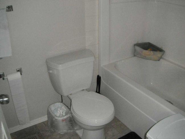 4 - 129 Silkstone Rd W, Condo with 2 bedrooms, 2 bathrooms and 1 parking in Lethbridge AB | Image 14