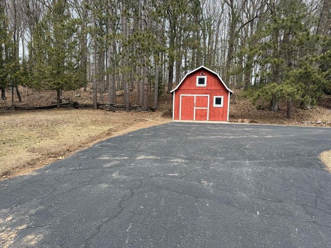 1300 Park Hill Drive, House other with 3 bedrooms, 2 bathrooms and null parking in GRESHAM WI | Image 33