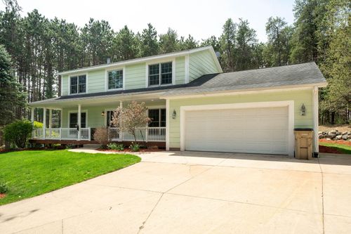 4530 Summit Forest Dr Ne, Rockford, MI, 49341-7609 | Card Image