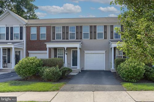 683 Whitetail Dr, HUMMELSTOWN, PA, 17036-7208 | Card Image