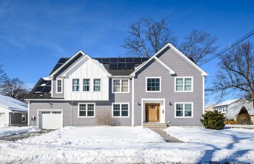 111 Remsen Ave, Avenel, NJ, 07001-1261 | Card Image