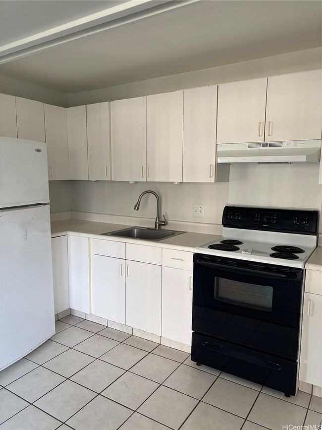 APT-803 - 1616 Liholiho St, Condo with 2 bedrooms, 1 bathrooms and 1 parking in Honolulu HI | Image 4
