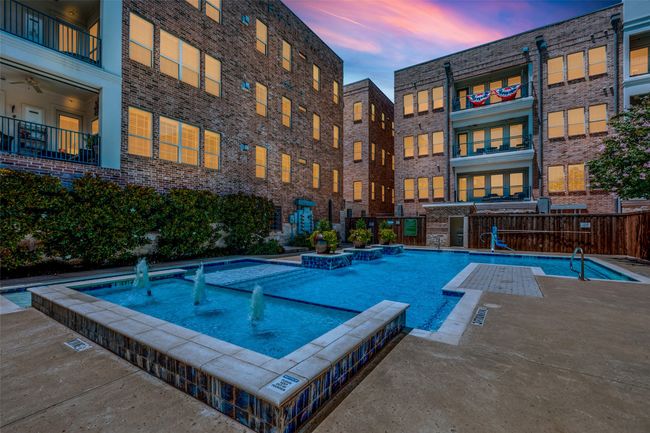 UNIT-1106 - 5015 Meridian Ln, Condo with 3 bedrooms, 3 bathrooms and null parking in Addison TX | Image 31