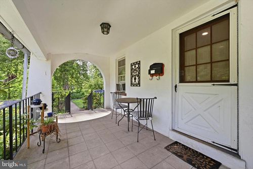 111 S Brandywine St, WEST CHESTER, PA, 19382-2828 | Card Image