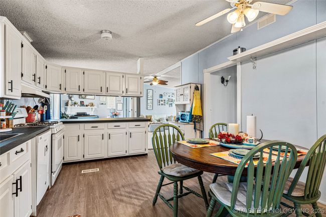 3221 E 420 Rd, House other with 4 bedrooms, 2 bathrooms and null parking in Oologah OK | Image 22