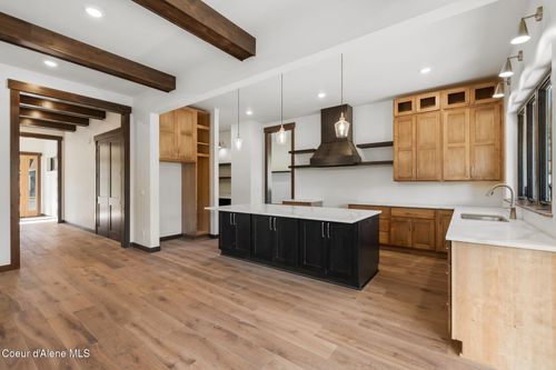 11 Alpenrose Ln, Sandpoint, ID, 83864-5141 | Card Image