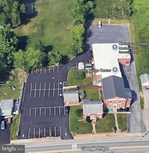 21 W Main St, Christiana, DE, 19702-1504 | Card Image