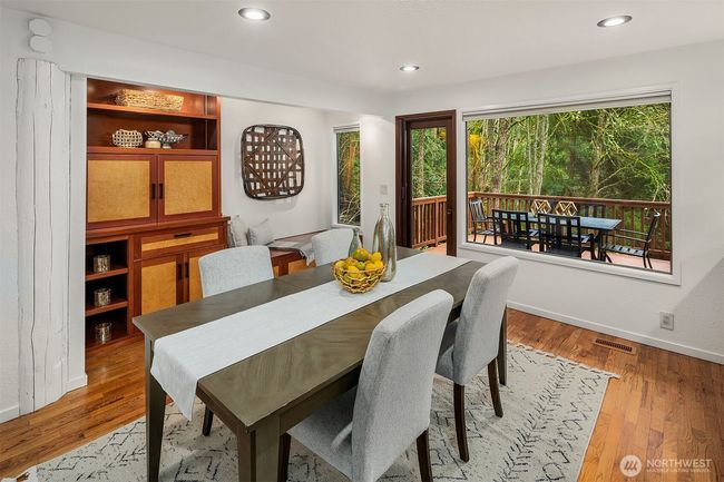 4461 E Mercer Way, House other with 4 bedrooms, 3 bathrooms and null parking in Mercer Island WA | Image 14