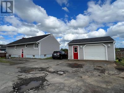 1 Chestnut Pl, House other with 3 bedrooms, 1 bathrooms and null parking in Grand Falls-Windsor NL | Image 2