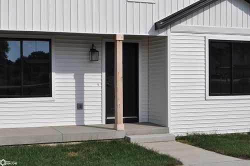 1005 Willow Drive, Manning, IA, 51455 | Card Image