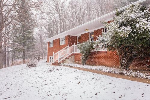 734 Dices Spring Rd, WEYERS CAVE, VA, 24486-2309 | Card Image