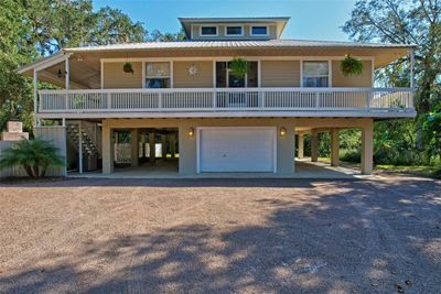 4 Pamela Parkway, House other with 3 bedrooms, 2 bathrooms and null parking in Palm Coast FL | Image 1