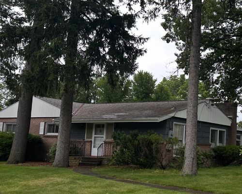 9 Beech St, Newburgh, NY, 12550-1955 | Card Image