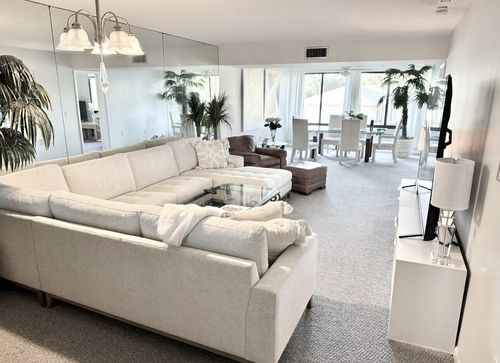 apt-204-3501 Village Blvd, West Palm Beach, FL, 33409-7423 | Card Image