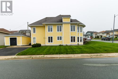 28 Pinware Cres, Home with 3 bedrooms, 3 bathrooms and null parking in Mount Pearl NL | Card Image