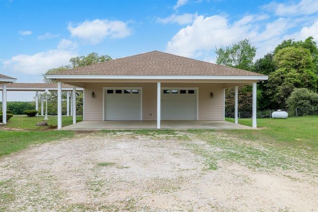 10565 N Highway 77, House other with 3 bedrooms, 3 bathrooms and 4 parking in Lexington TX | Image 29