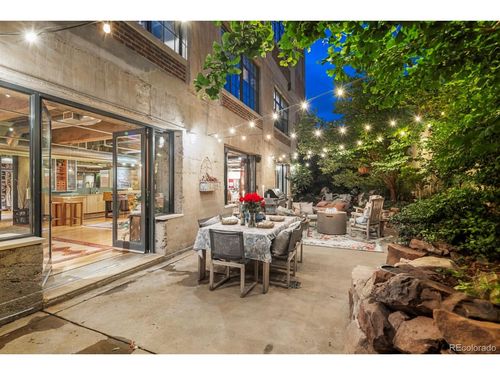 1b-2000 Little Raven St, Denver, CO, 80202-6104 | Card Image