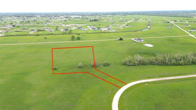 504 Brahman Trl, Home with 0 bedrooms, 0 bathrooms and null parking in Angleton TX | Image 5