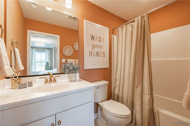 Photo from Boone Homes Gallery; photo of similar home, not home for sale; upgrades shown | Image 17